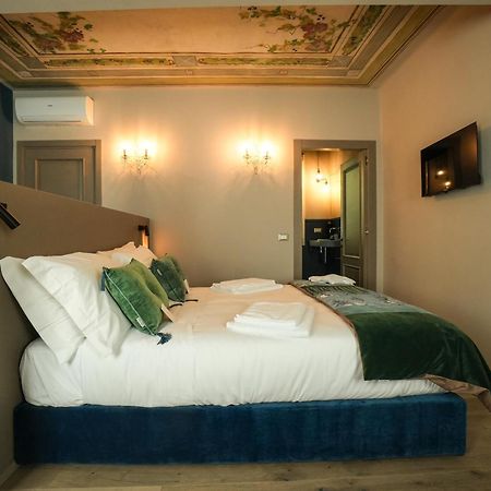Sant'Eufemia 30 Bed & Breakfast Modena Dış mekan fotoğraf